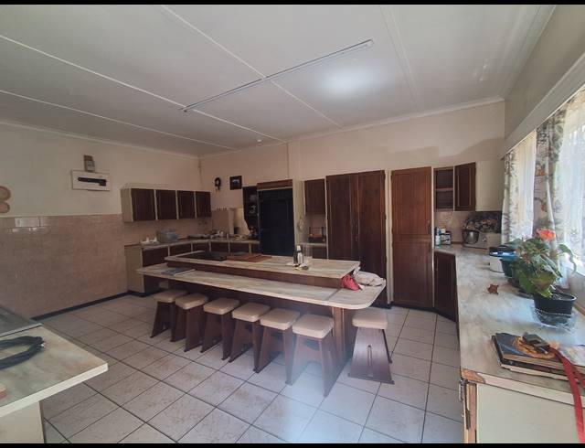 3 BEDROOM FREESTANDING FOR SALE IN STILFONTEIN EXT 4